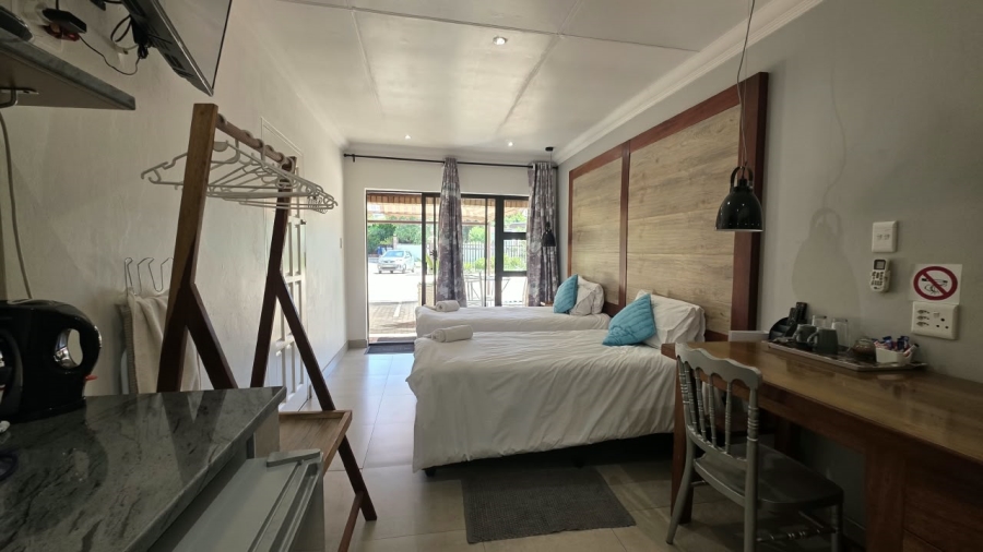 Commercial Property for Sale in Flamwood North West